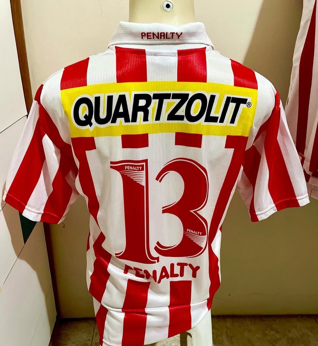 Costas da Penalty Quartzolit